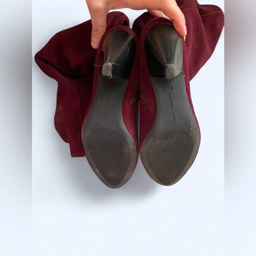 INC International Concepts Women's
Maroon Suede Dress Boots size 6 - Picture 5 of 8